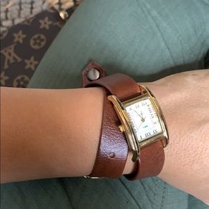 LA MER wrap around watch